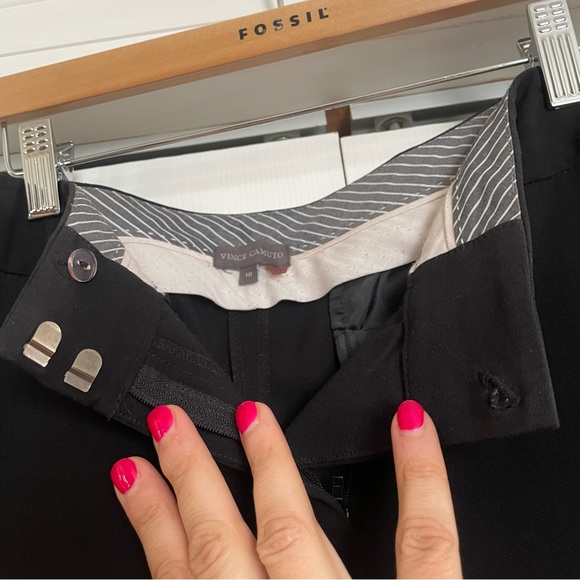 Vince Camuto black pants. Size 10/ Inseam 31”. Pre-worn/ pre-loved condition - Picture 6 of 10